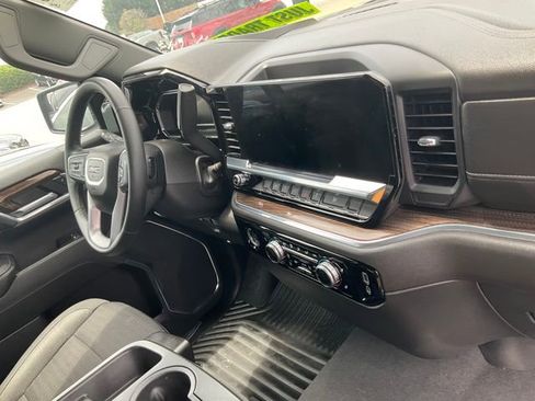 Used 2023 GMC Sierra 1500 Elevation AWD/4WD image 12