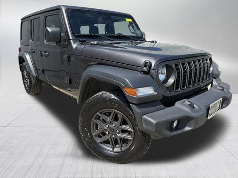 Used 2024 Jeep Wrangler Sport S image 3