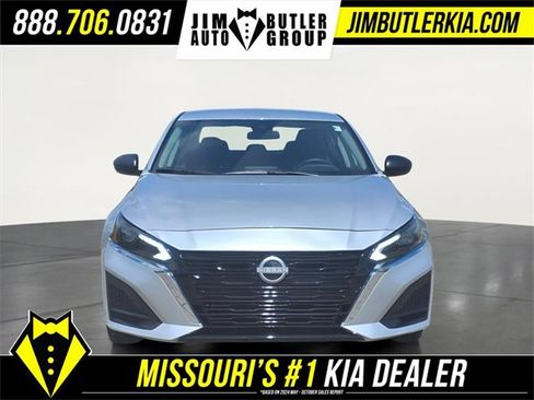 Used 2024 Nissan Altima 2.5 SV image 29