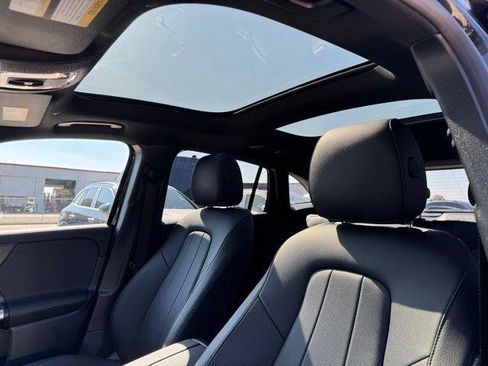 Certified 2025 Mercedes-Benz GLA 250 image 15