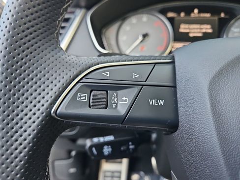 Used 2024 Audi SQ5 Premium image 25
