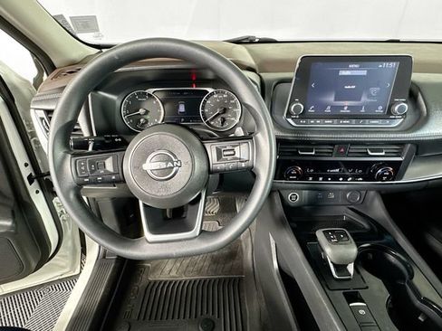 Certified 2023 Nissan Rogue SV AWD/4WD image 9