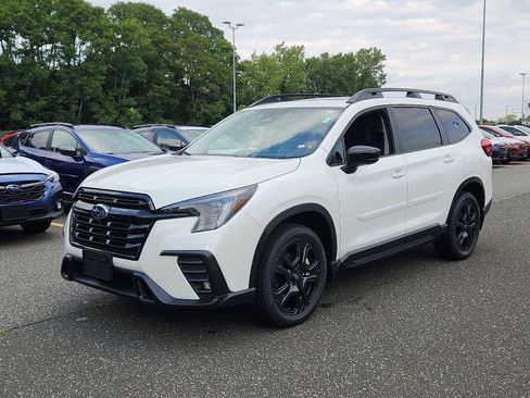 New 2025 Subaru Ascent Bronze Edition image 2