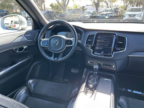 Used 2018 Volvo XC90 T5 R-Design w/ Convenience Package image 12