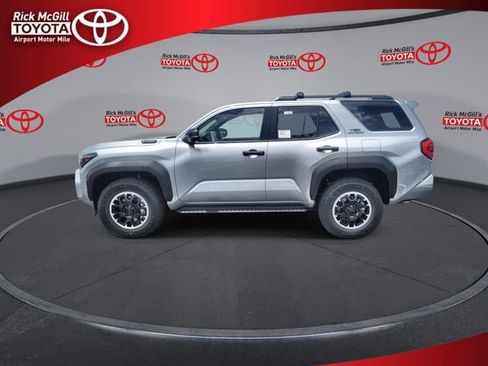 New 2026 Toyota 4Runner TRD Off-Road Premium AWD/4WD image 5