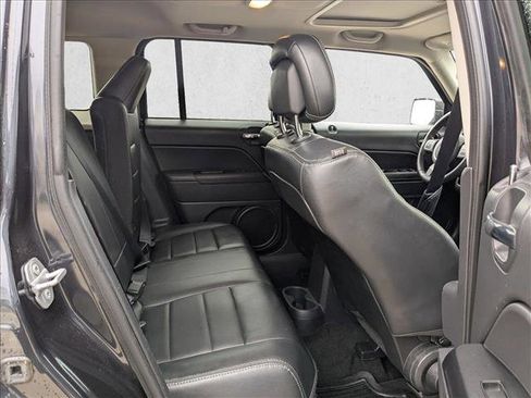 Used 2016 Jeep Patriot High Altitude image 19