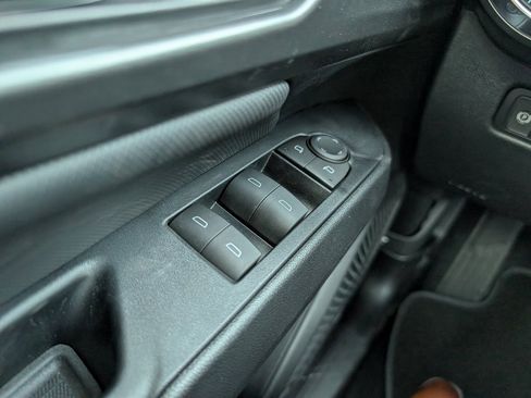 New 2026 Chevrolet Equinox EV LT image 19