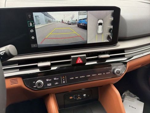 New 2026 Kia Sportage X-Line w/ X-Line Technology Package AWD/4WD image 14