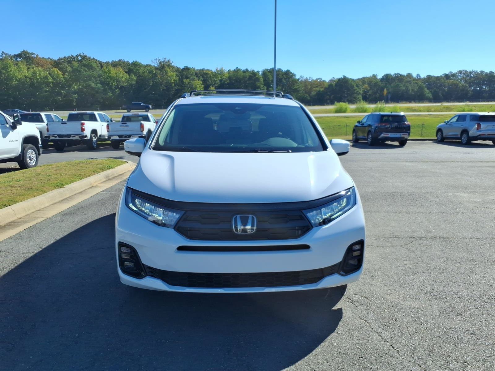 New 2027 Honda Odyssey Elite image 2