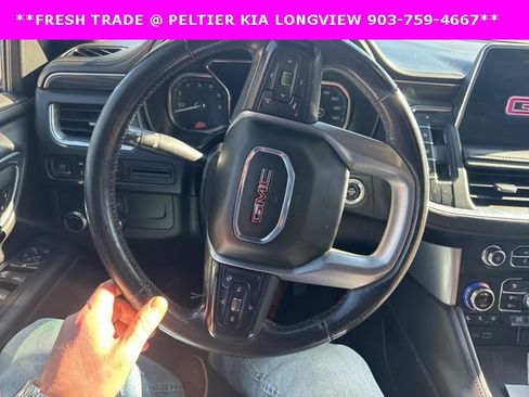 Used 2021 GMC Yukon XL SLT image 12