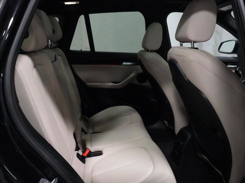 Used 2019 BMW X1 xDrive28i w/ Convenience Package image 7