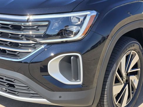 New 2026 Volkswagen Atlas SE image 6