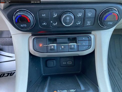 Used 2021 GMC Acadia Denali w/ GMC Pro Grade Package AWD/4WD image 35