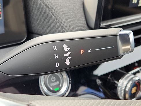 New 2025 Honda Prologue EX image 10