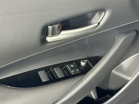 Used 2019 Toyota Corolla SE image 17