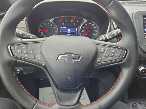 Used 2023 Chevrolet Equinox RS image 14
