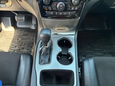 Used 2021 Jeep Grand Cherokee Laredo X RWD image 14