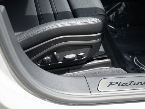 Used 2023 Porsche Panamera Platinum Edition RWD image 41
