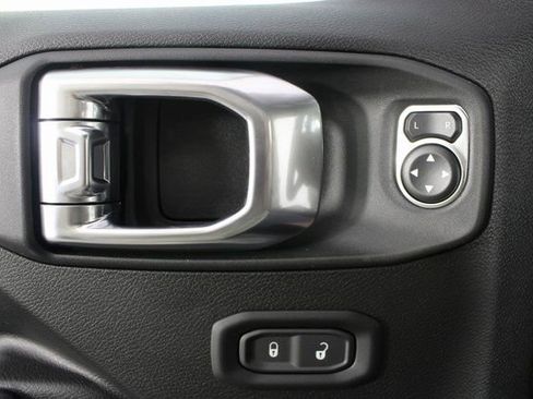 New 2026 Jeep Gladiator Sport image 14