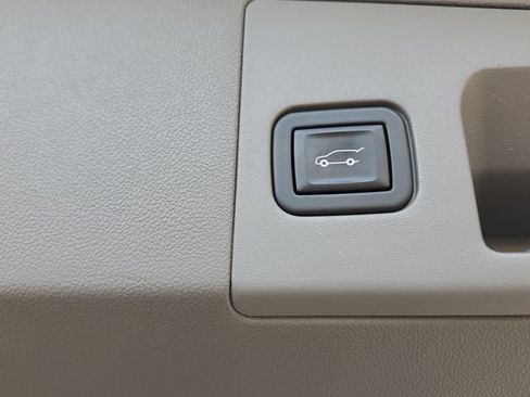Used 2021 Cadillac XT5 Premium Luxury FWD image 26