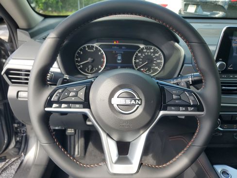 New 2025 Nissan Altima 2.5 SR image 20