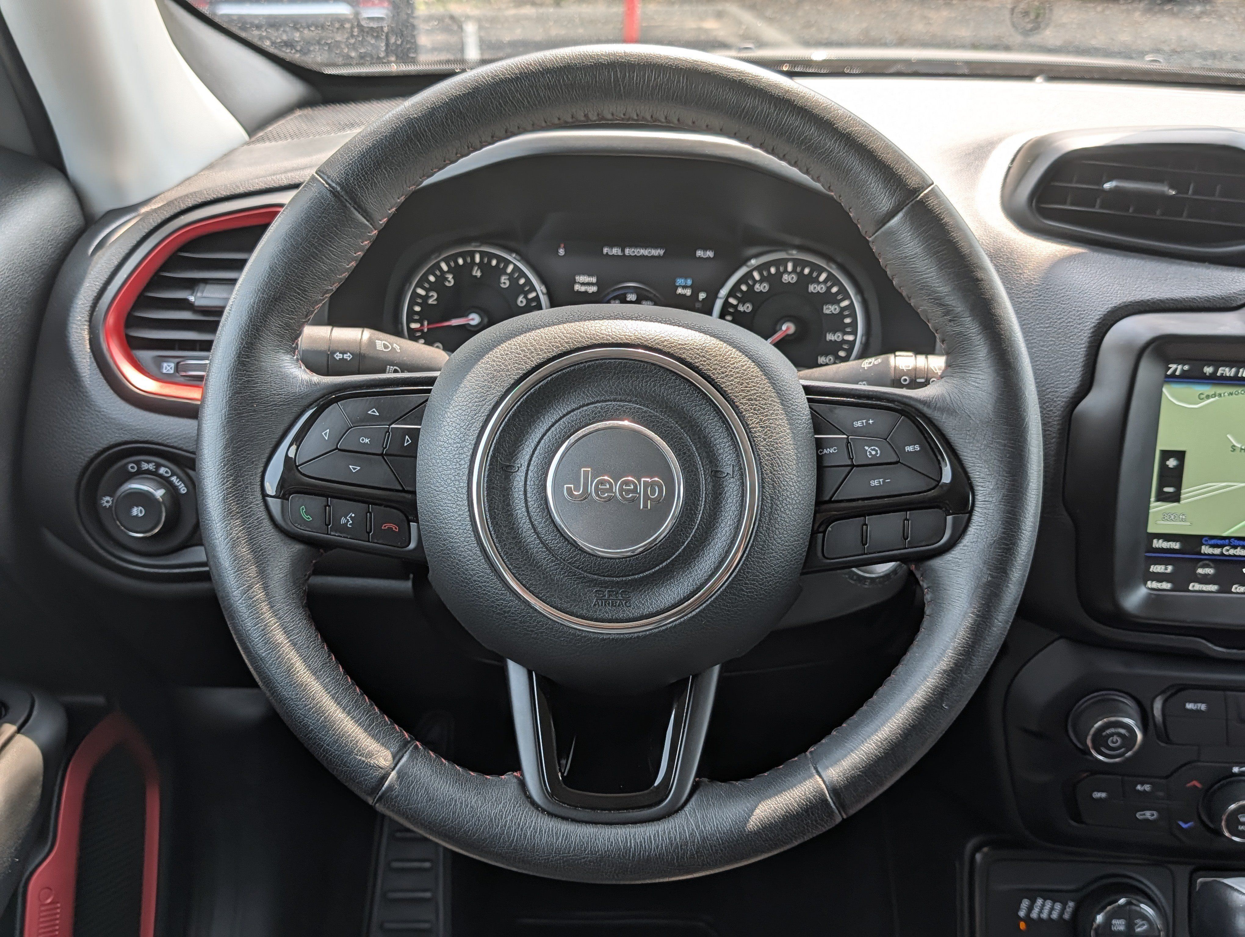 Used 2022 Jeep Renegade Trailhawk AWD/4WD image 25