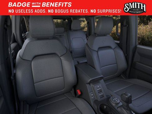 New 2025 Ford Bronco Outer Banks AWD/4WD image 11