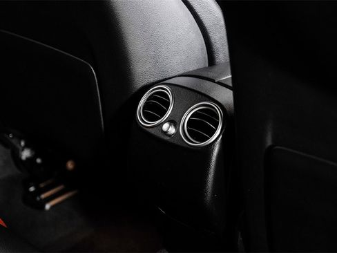 Used 2022 Mercedes-Benz GLC 300 w/ AMG Line image 41