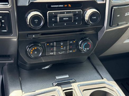Used 2018 Ford F150 XLT w/ Equipment Group 302A Luxury AWD/4WD image 6