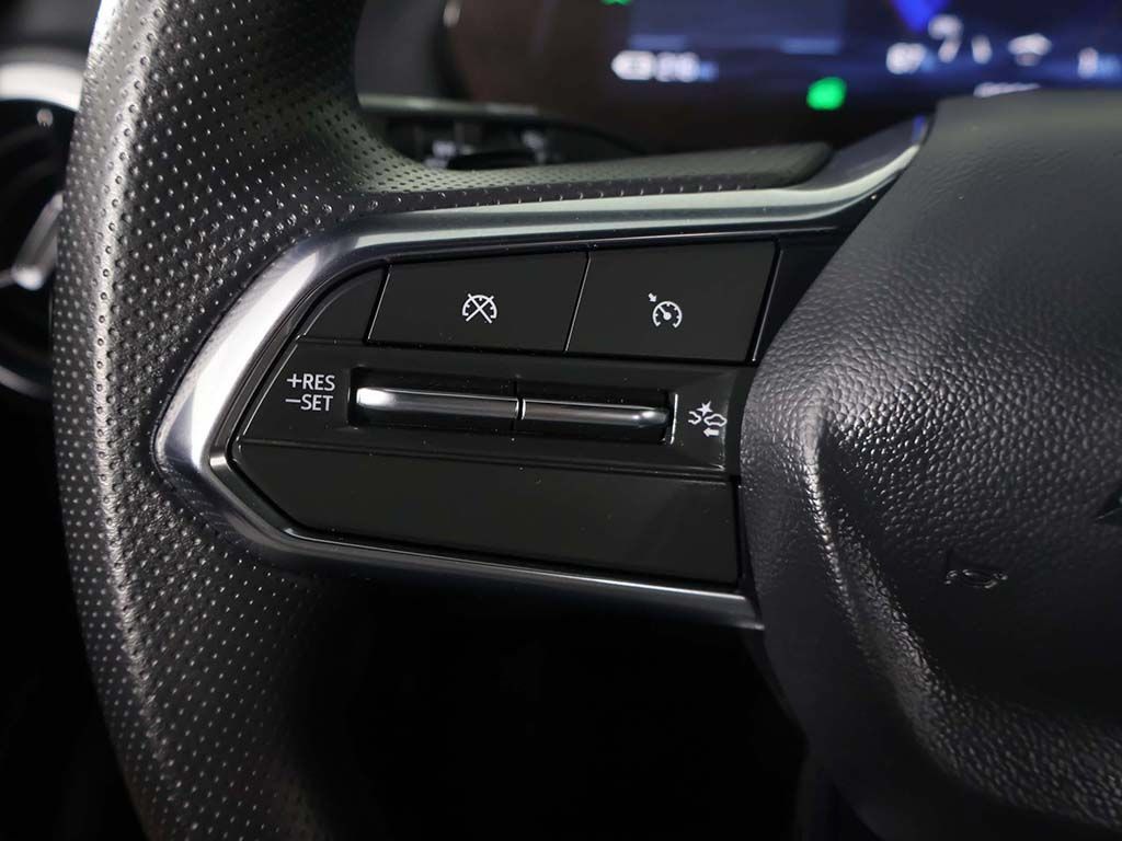 Used 2025 Chevrolet Equinox EV LT FWD image 36