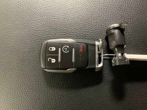 Used 2022 RAM 2500 Big Horn w/ Level C Equiment Group image 31