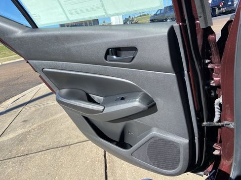 Used 2024 Nissan Altima 2.5 SV image 48