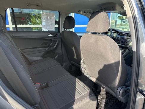 Used 2024 Volkswagen Tiguan S image 7