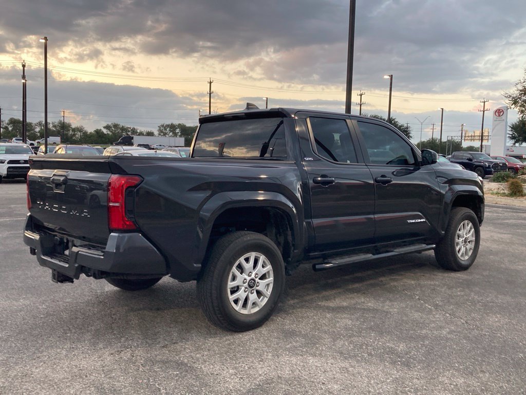 Certified 2025 Toyota Tacoma SR5 RWD image 5