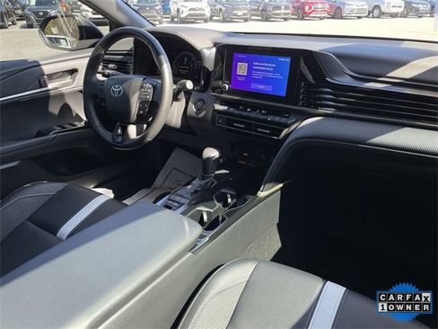 Used 2025 Toyota Camry SE image 24