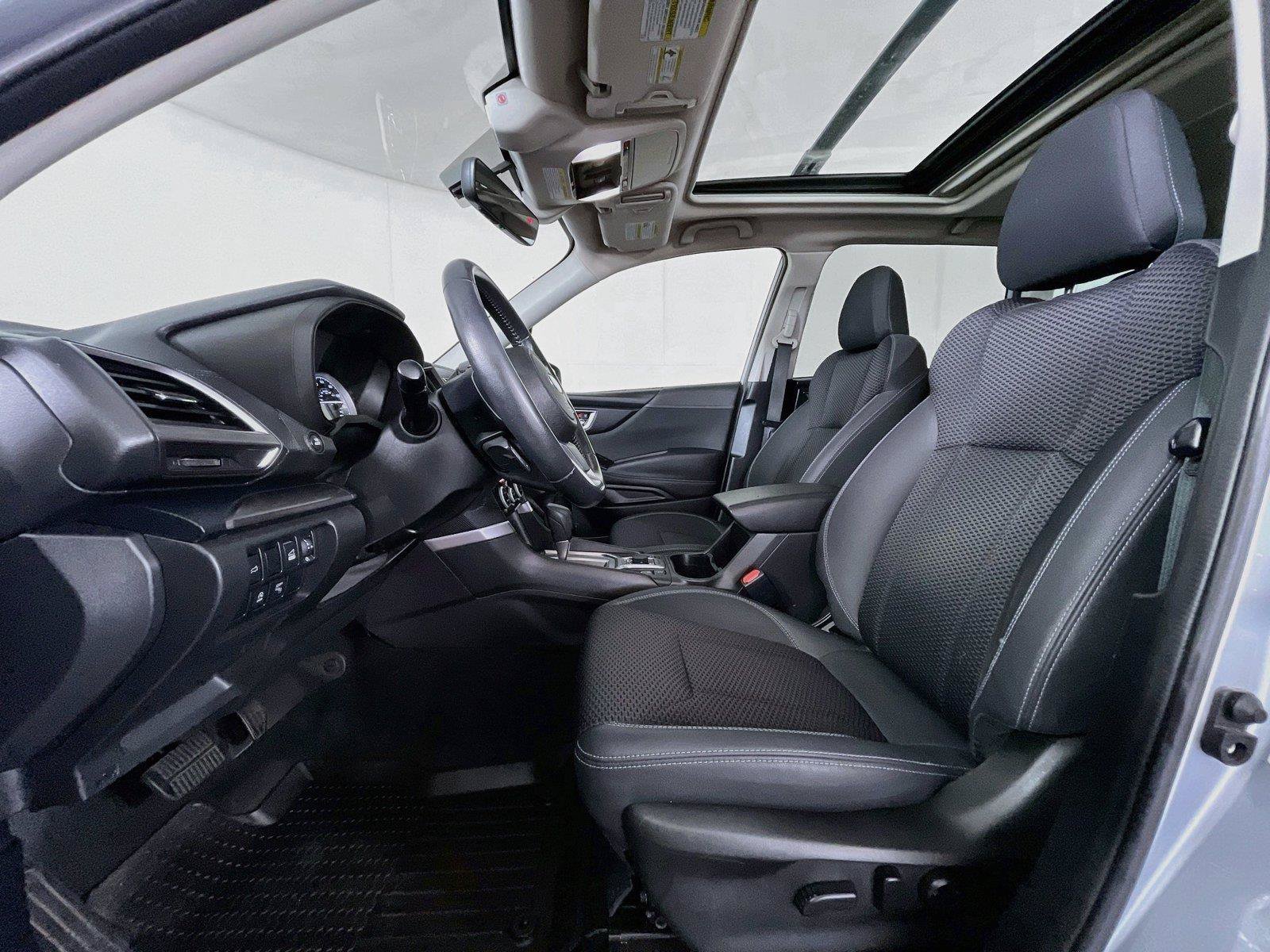 Used 2020 Subaru Forester Premium AWD/4WD image 23