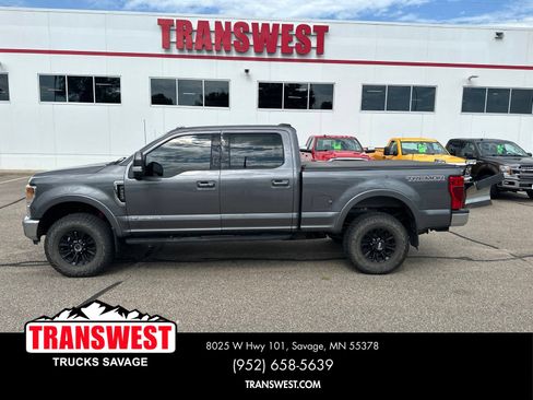 Used 2021 Ford F250 Lariat w/ Tremor Off-Road Package AWD/4WD image 2