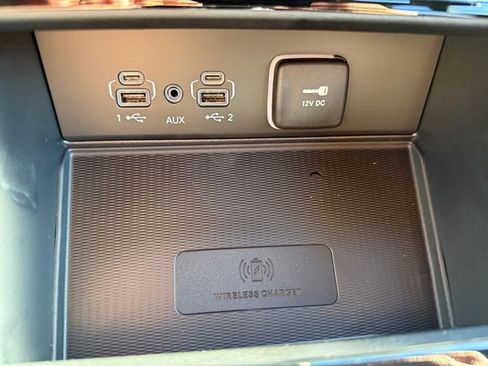 New 2025 Jeep Grand Cherokee Altitude image 23