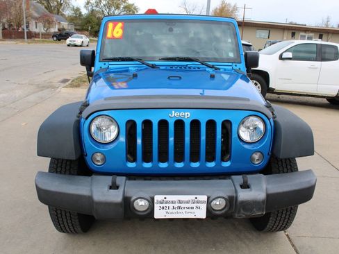 Used 2016 Jeep Wrangler Sport w/ Quick Order Package 24S image 4