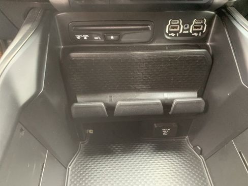 Used 2019 RAM 1500 Sport w/ Level 2 Equipment Group AWD/4WD image 22