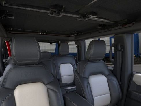 New 2026 Ford Bronco Outer Banks AWD/4WD image 12
