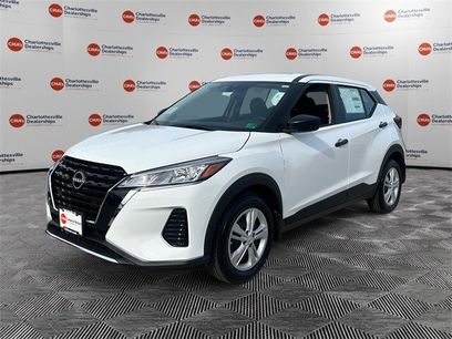 New 2025 Nissan Kicks S