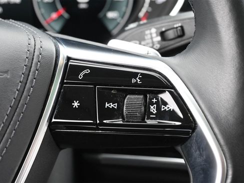 Used 2022 Audi A8 L 3.0T w/ Executive Package AWD/4WD image 8