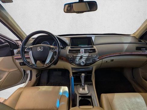 Used 2011 Honda Accord EX-L image 11