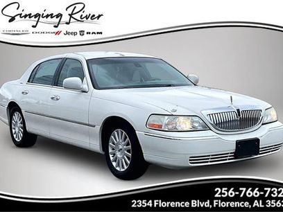 Used 2003 Lincoln Town Car Signature
