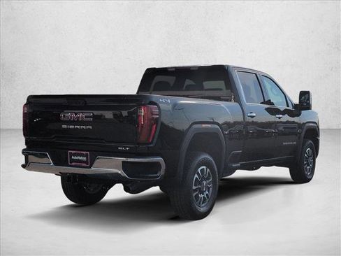 New 2026 GMC Sierra 2500 SLT image 2