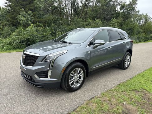 Used 2020 Cadillac XT5 Premium Luxury image 2