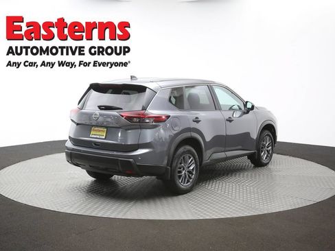 Used 2024 Nissan Rogue S AWD/4WD image 41