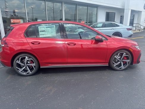 New 2025 Volkswagen GTI SE image 7