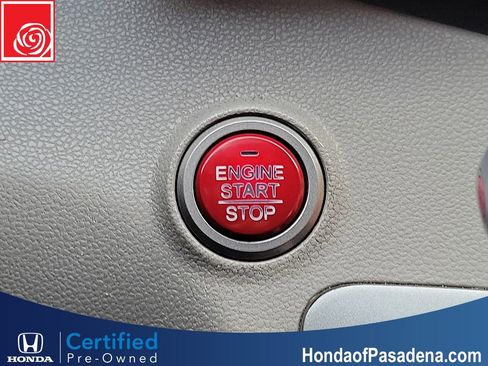 Used 2016 Honda Odyssey Touring Elite image 17